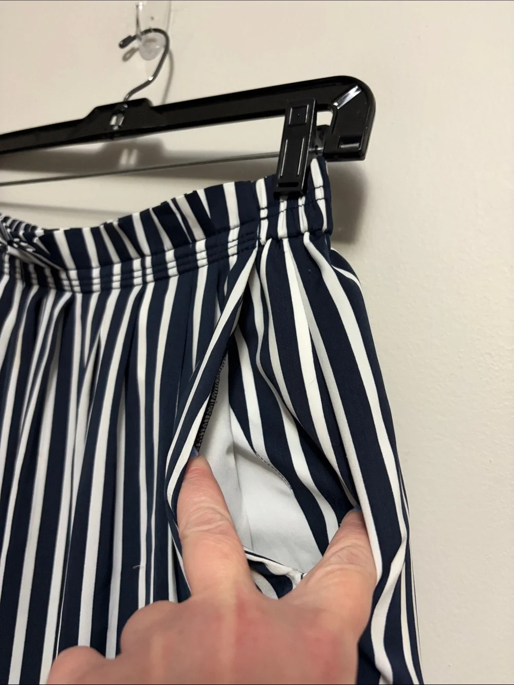 J. Crew Mercantile Navy and White Striped Skater Skirt Size 8 Stretchy lined - Picture 3 of 4
